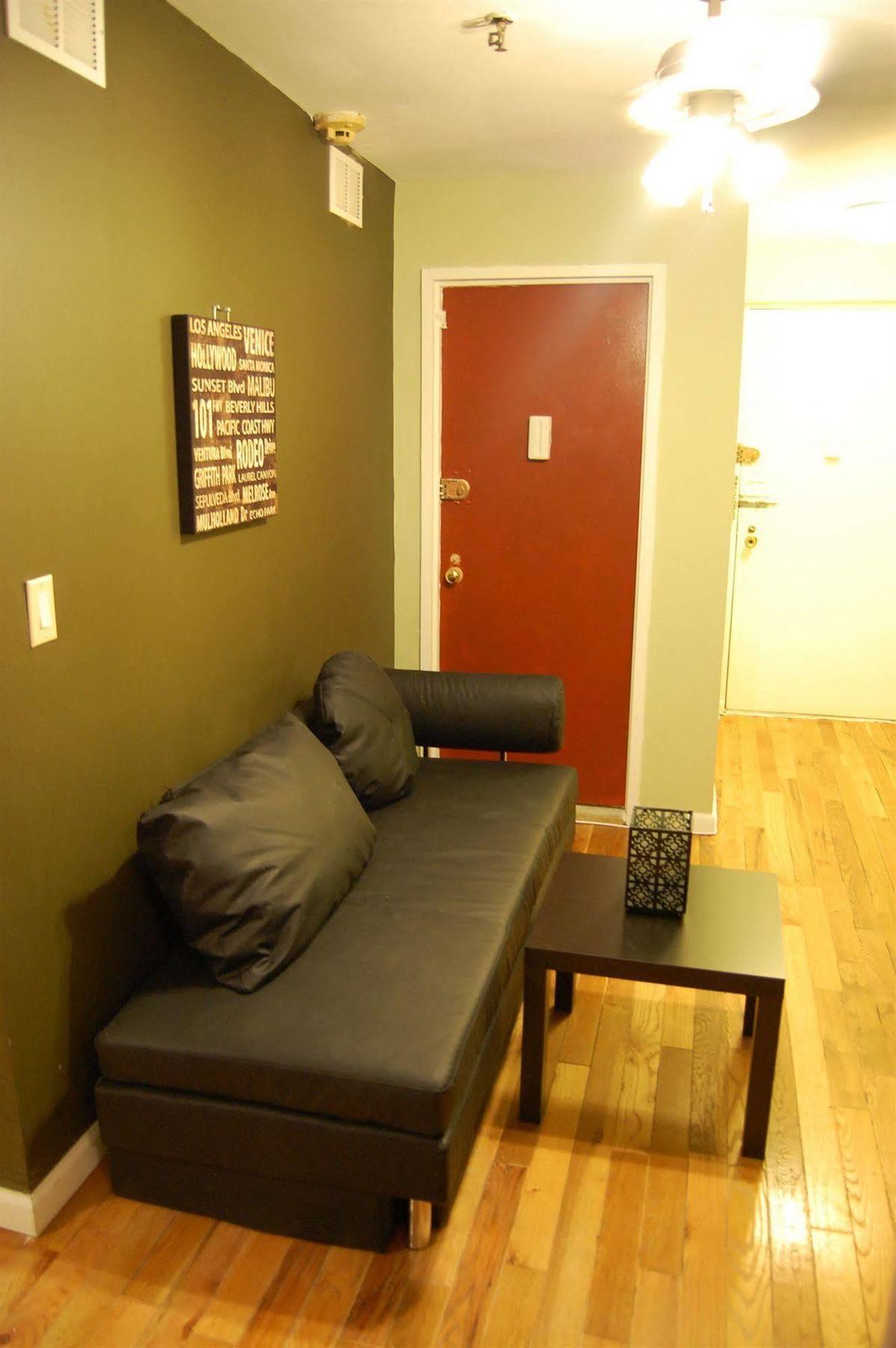 Serene Homes E25 New York Luaran gambar