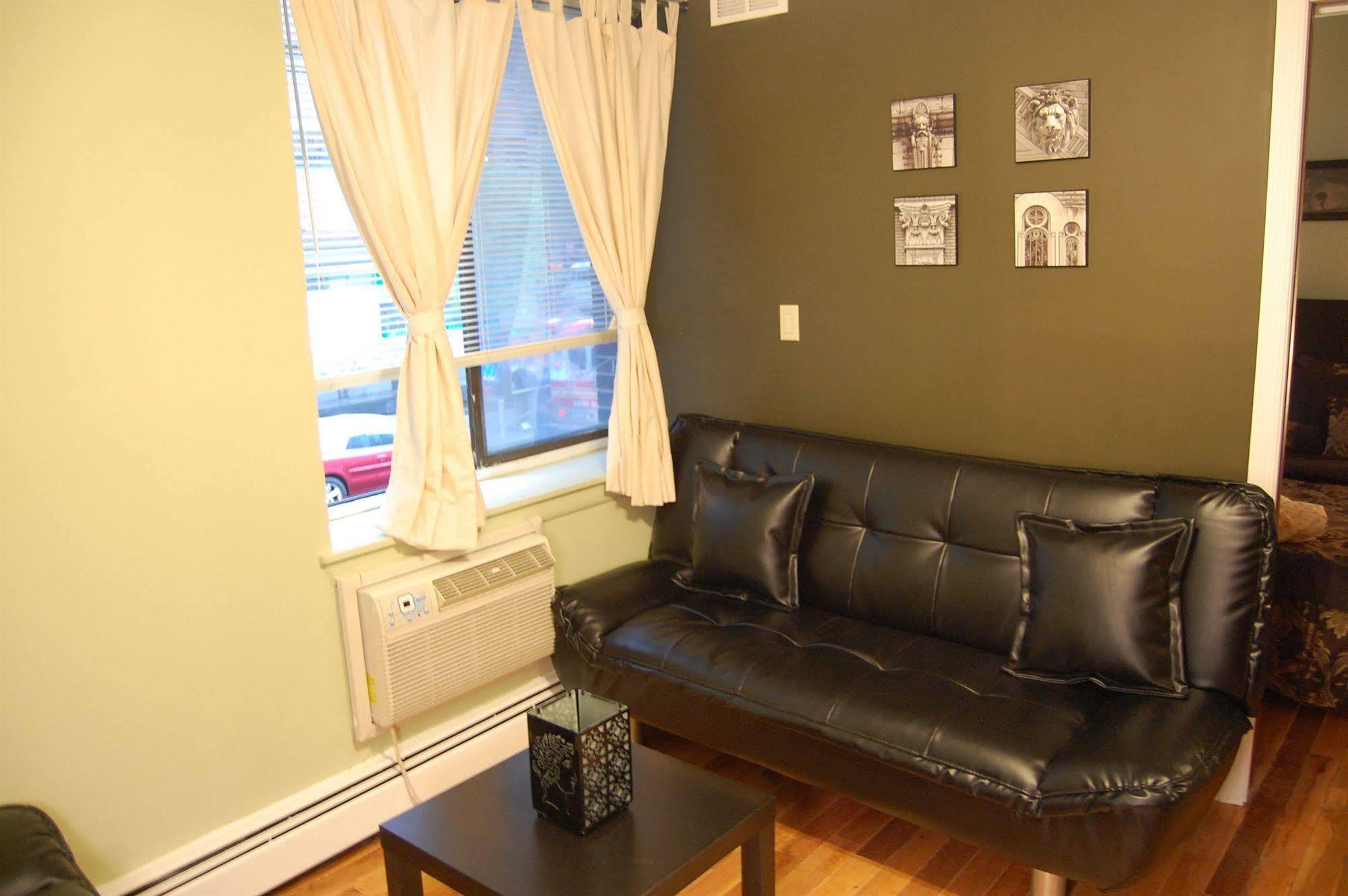 Serene Homes E25 New York Luaran gambar