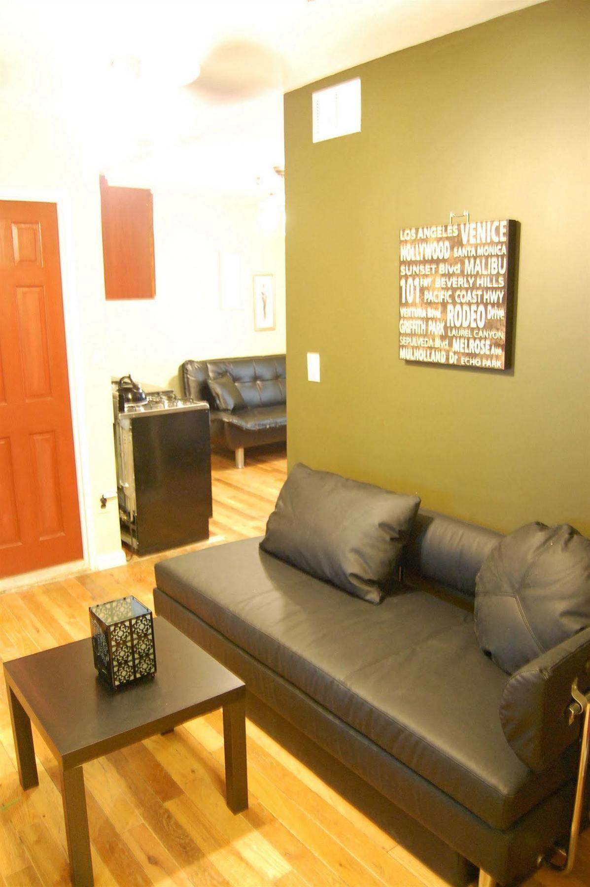 Serene Homes E25 New York Luaran gambar
